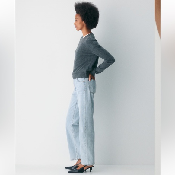 Aritzia Denim Forum The '90s Marlo Hi-Rise Baggy Jean - Picture 2 of 13